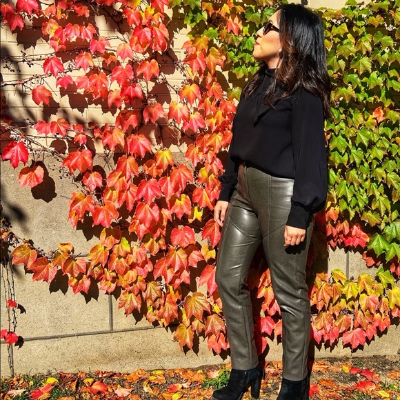 Wilfred Rebel Pant - vegan leather - Picture 1 of 7